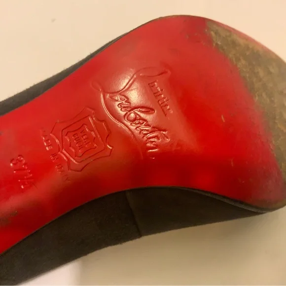 Christian Louboutin Suede Pumps Women's Size: 7.5 | IT 37.5 - Picture 8 of 9